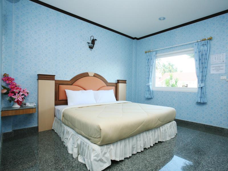 Soda Resort Kamphaeng Phet Buitenkant foto